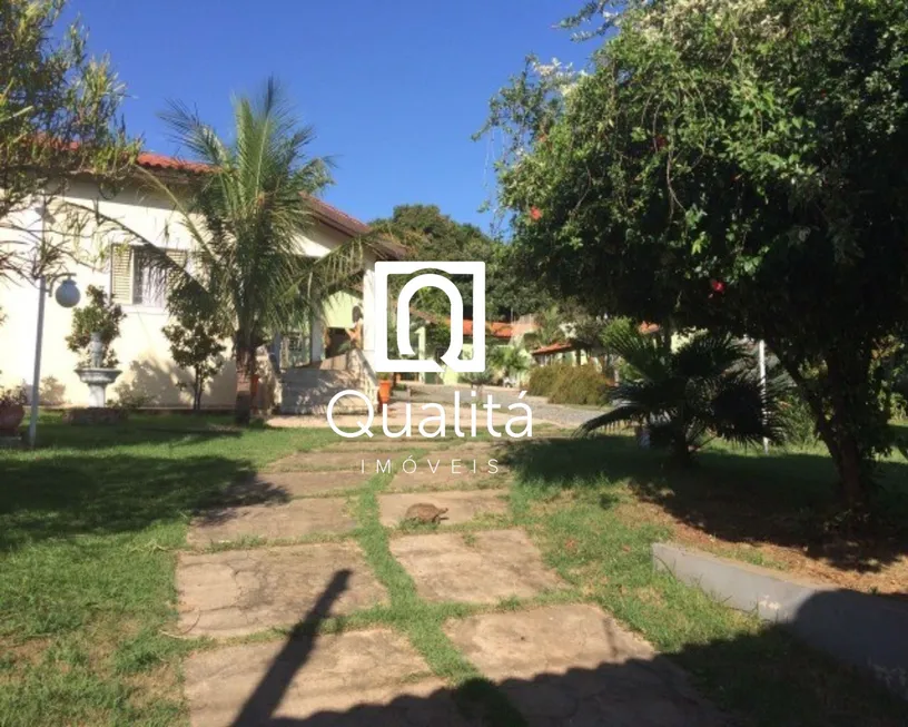 Foto 1 de Fazenda/Sítio com 3 Quartos à venda, 380m² em Jardim Celeste, Sorocaba