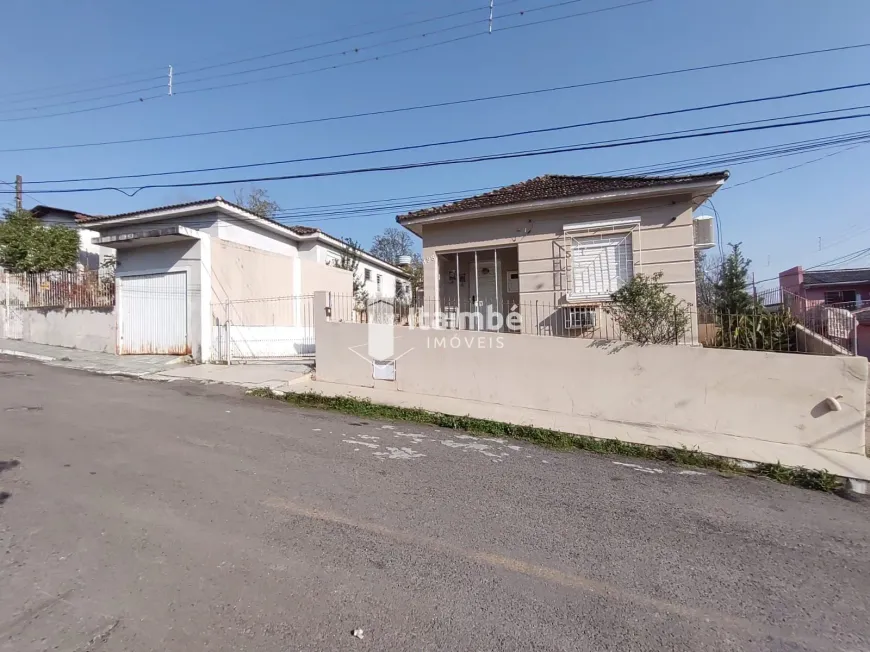 Foto 1 de Casa com 2 Quartos à venda, 140m² em Nossa Senhora do Perpétuo Socorro, Santa Maria