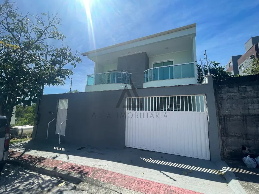 Foto 1 de Casa com 3 Quartos à venda, 170m² em Colina de Laranjeiras, Serra