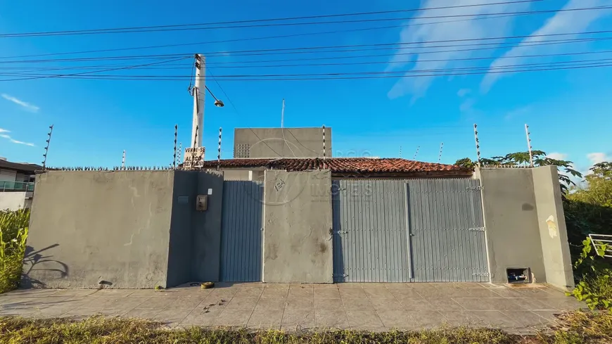 Foto 1 de Casa com 4 Quartos à venda, 250m² em , Barra de São Miguel