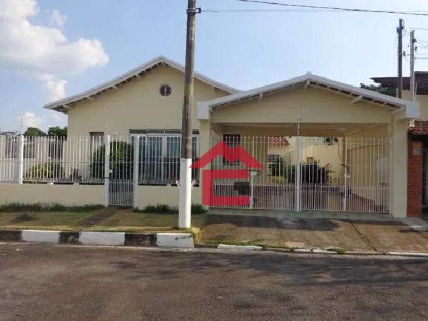 Foto 1 de Casa de Condomínio com 4 Quartos à venda, 208m² em Jardim Nomura, Cotia