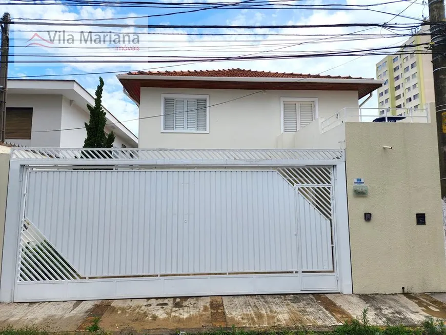 Foto 1 de Sobrado com 3 Quartos à venda, 179m² em Mirandópolis, São Paulo