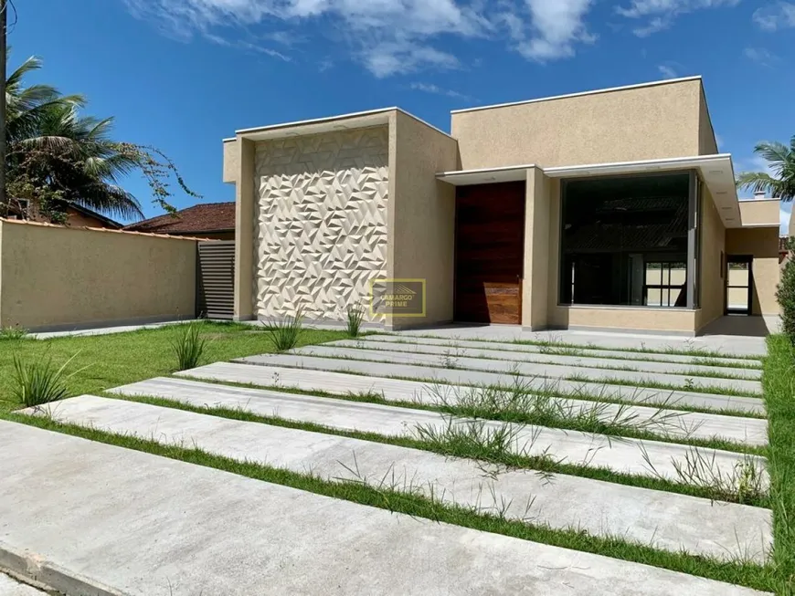 Foto 1 de Casa com 4 Quartos à venda, 174m² em Massaguaçu, Caraguatatuba