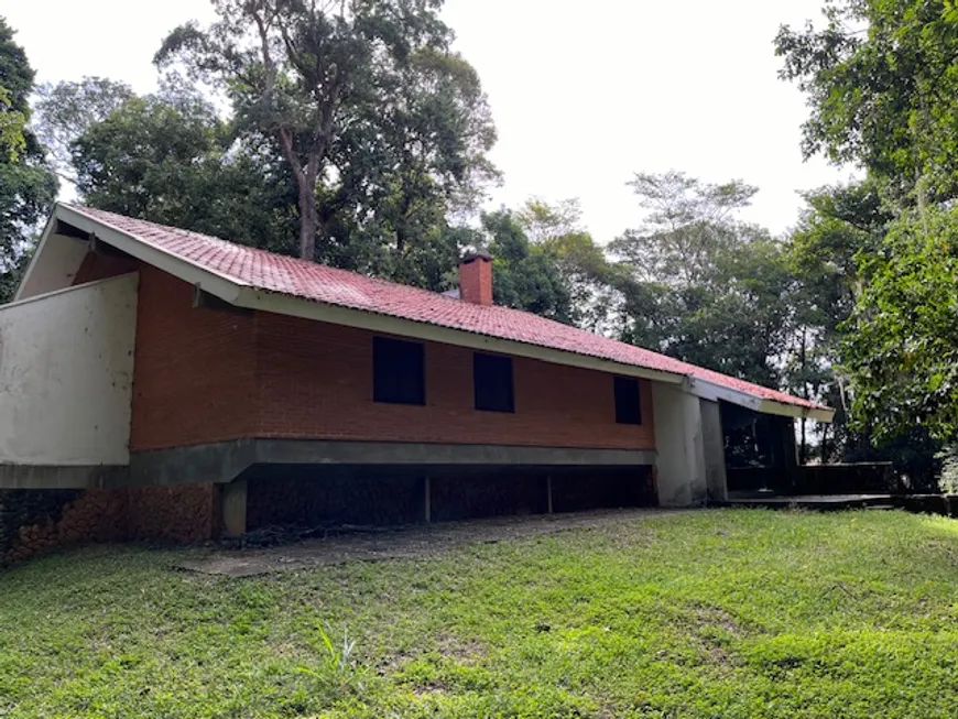 Foto 1 de Casa de Condomínio com 3 Quartos à venda, 432m² em Parque São Quirino, Campinas