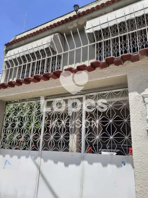 Foto 1 de Casa com 2 Quartos à venda, 101m² em Irajá, Rio de Janeiro