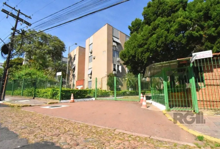 Foto 1 de Apartamento com 2 Quartos à venda, 69m² em Medianeira, Porto Alegre