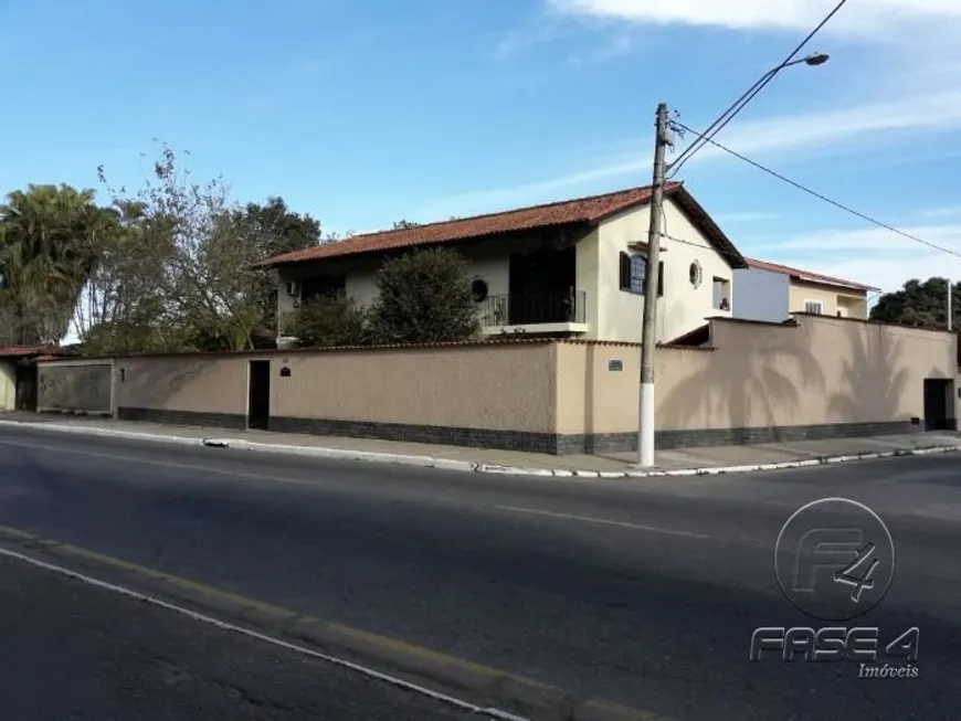 Foto 1 de Casa com 4 Quartos à venda, 344m² em Santa Isabel, Resende