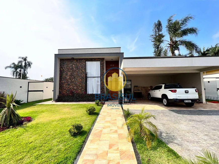 Foto 1 de Casa com 4 Quartos à venda, 300m² em Interlagos, São Paulo