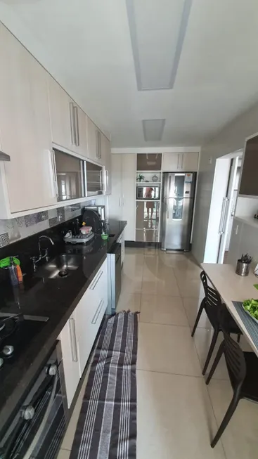 Foto 1 de Apartamento com 3 Quartos à venda, 137m² em Umuarama, Osasco