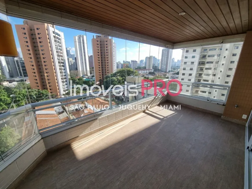 Foto 1 de Apartamento com 3 Quartos à venda, 205m² em Brooklin, São Paulo