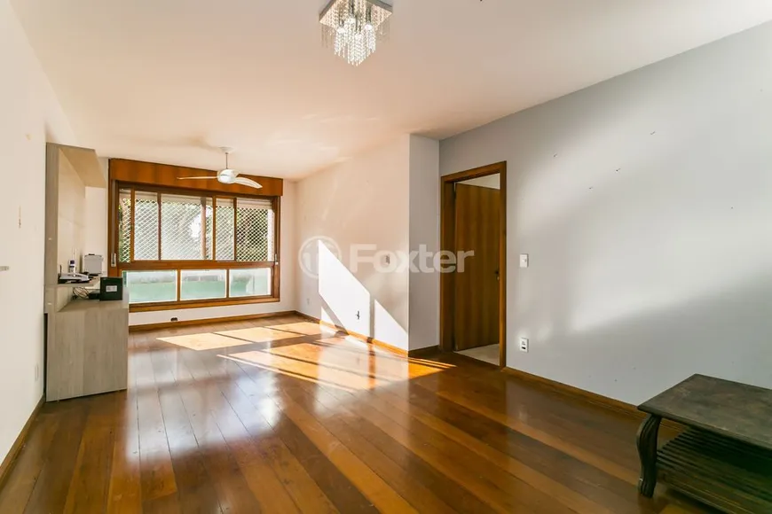 Foto 1 de Apartamento com 3 Quartos à venda, 110m² em Boa Vista, Porto Alegre