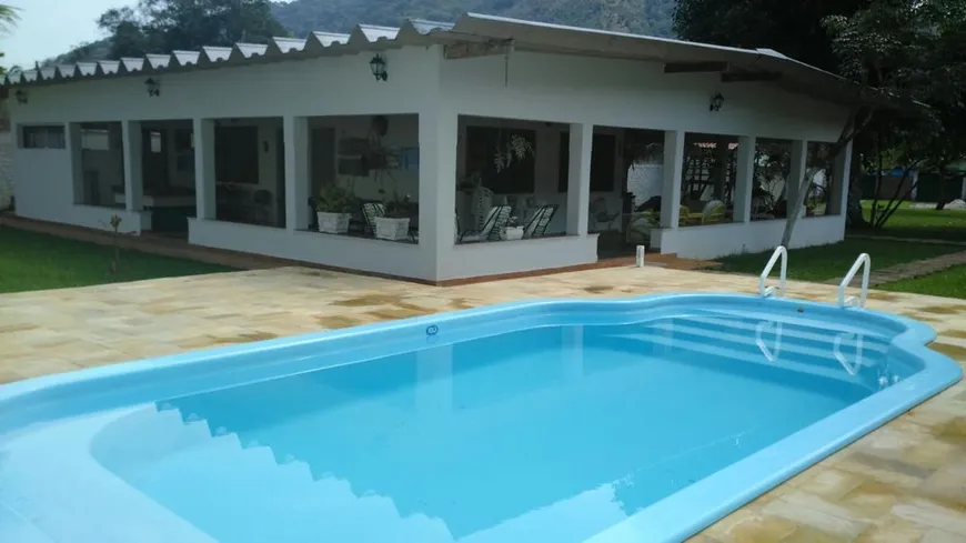 Foto 1 de Casa com 3 Quartos para venda ou aluguel, 370m² em Perequê-Mirim, Ubatuba