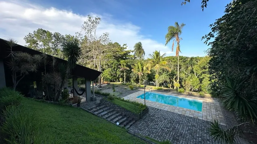 Foto 1 de Casa de Condomínio com 4 Quartos para alugar, 700m² em Condominio Quinta das Flores, São José dos Campos