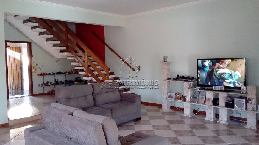 Foto 1 de Casa com 3 Quartos à venda, 257m² em Jardim Josane, Sorocaba