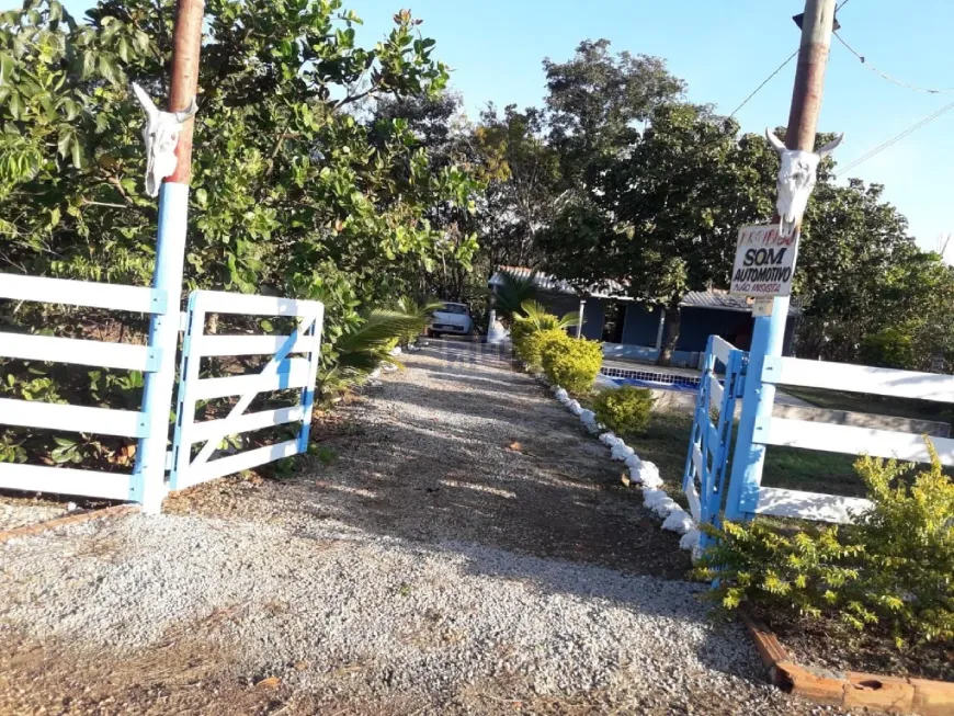 Foto 1 de Fazenda/Sítio com 2 Quartos à venda, 370m² em , Hidrolândia