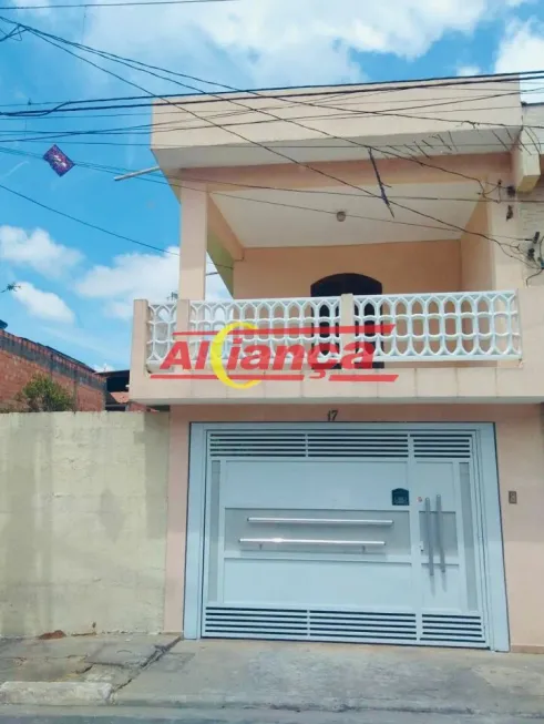 Foto 1 de Sobrado com 3 Quartos à venda, 160m² em Jardim Nova Cidade, Guarulhos