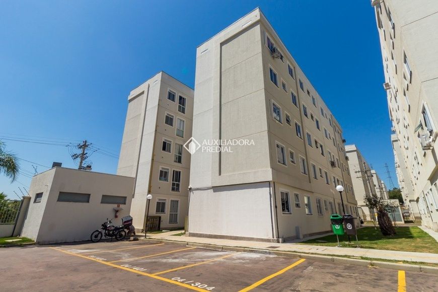 Apartamento na Avenida Protásio Alves, 10535, Morro Santana em Porto Alegre, por R 1.000/Mês