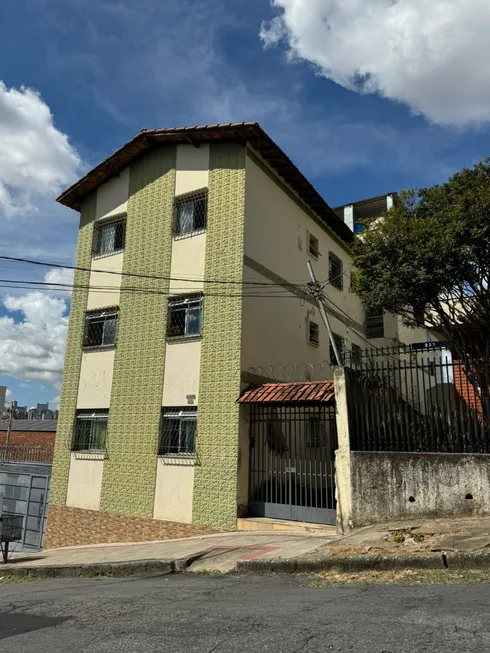 Foto 1 de Apartamento com 3 Quartos para alugar, 80m² em Jardim América, Belo Horizonte