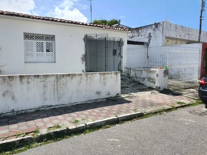 Foto 1 de Casa com 3 Quartos à venda, 176m² em São José, Aracaju