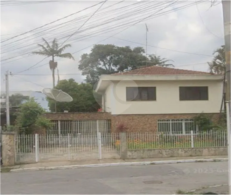 Foto 1 de Sobrado com 3 Quartos para venda ou aluguel, 210m² em Tremembé, São Paulo