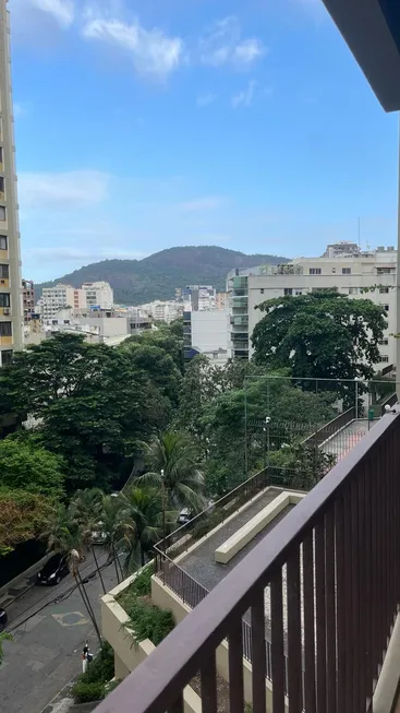 Foto 1 de Apartamento com 2 Quartos para alugar, 77m² em Botafogo, Rio de Janeiro