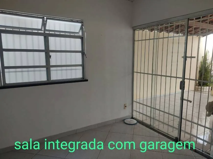 Foto 1 de Casa com 2 Quartos à venda, 90m² em Barbalho, Salvador