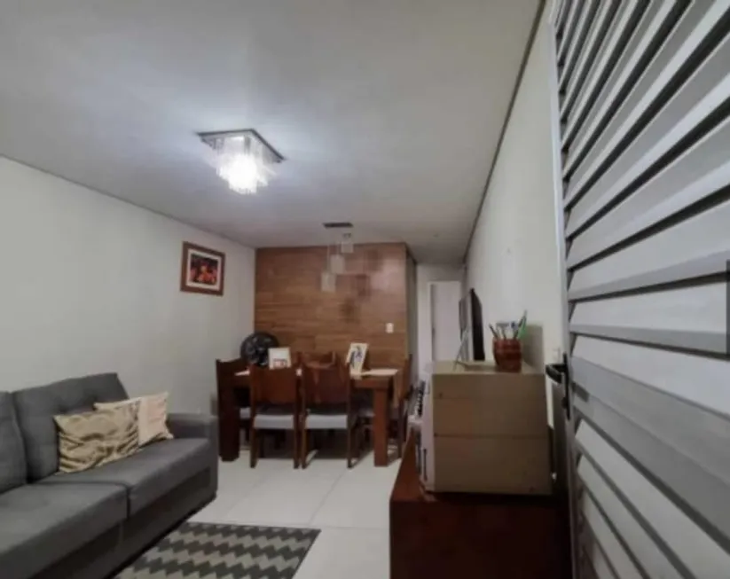 Foto 1 de Casa com 2 Quartos à venda, 75m² em Jardim Riacho das Pedras, Contagem