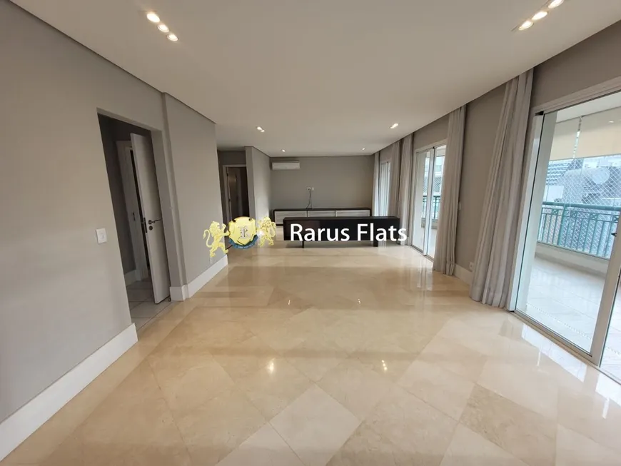 Foto 1 de Flat com 4 Quartos para alugar, 238m² em Brooklin, São Paulo