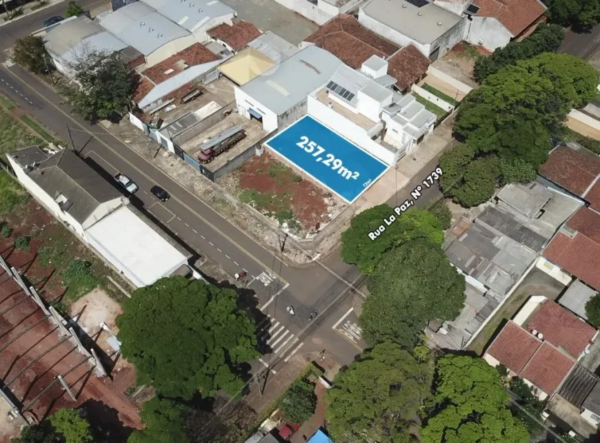 Foto 1 de Lote/Terreno à venda, 257m² em Vila Morangueira, Maringá