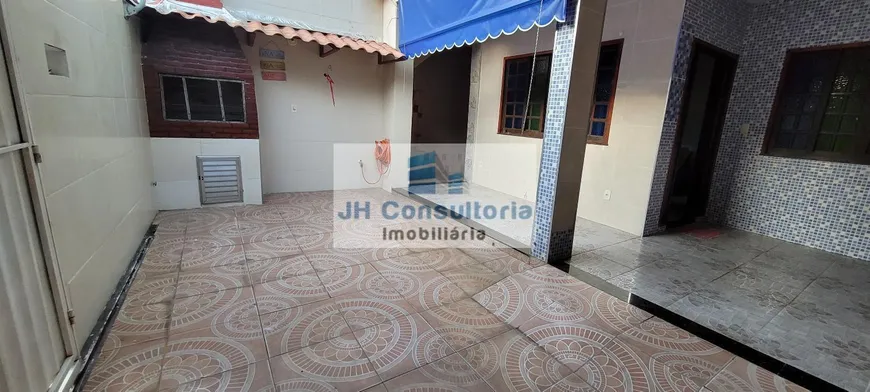 Foto 1 de Casa com 2 Quartos à venda, 90m² em Senador Camará, Rio de Janeiro