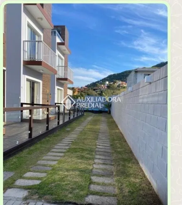 Foto 1 de Apartamento com 3 Quartos à venda, 71m² em Morrinhos, Garopaba