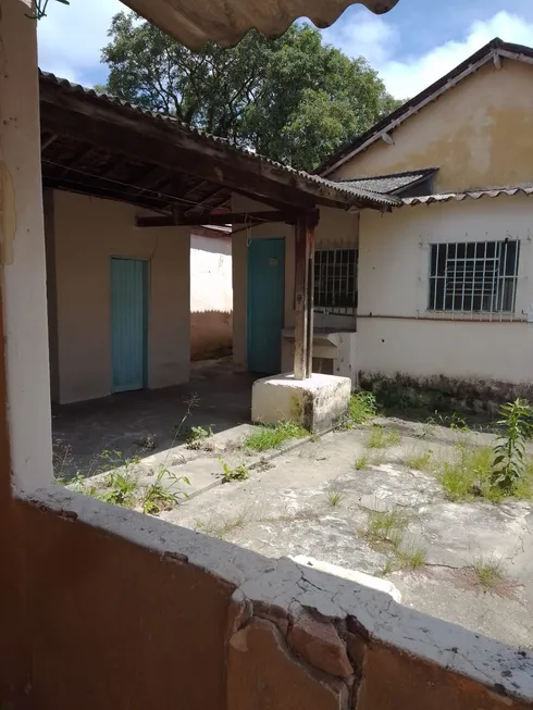 Foto 1 de Casa com 2 Quartos à venda, 140m² em Centro, São José dos Campos