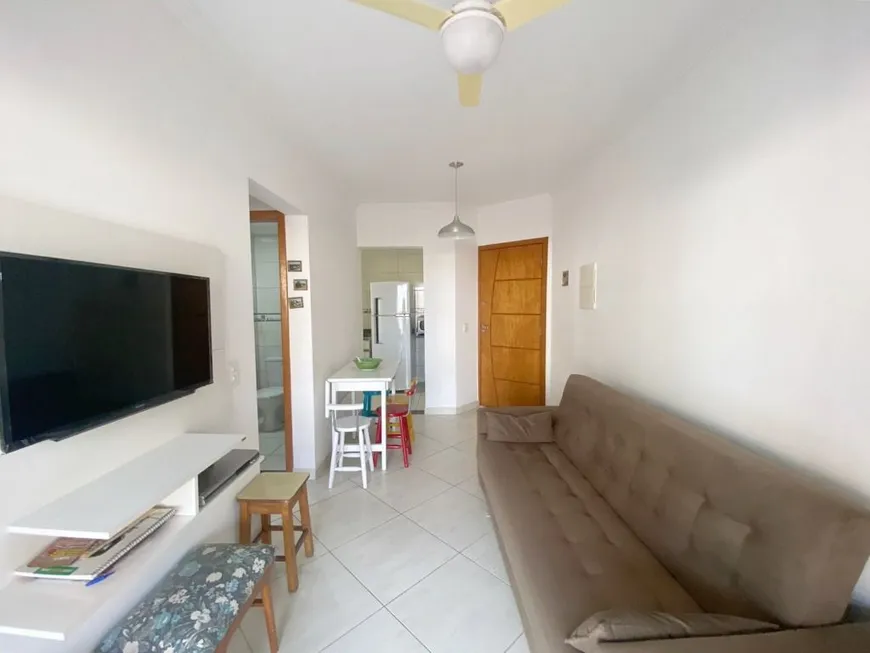 Foto 1 de Apartamento com 2 Quartos à venda, 65m² em Vila Tupi, Praia Grande