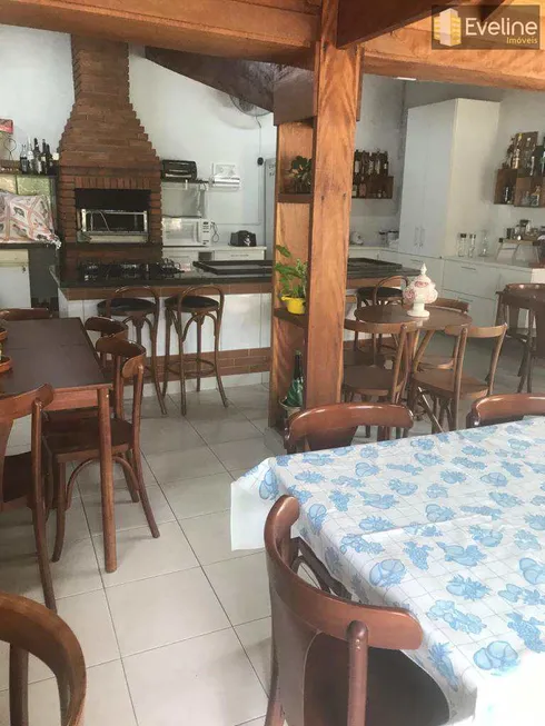 Foto 1 de Casa com 3 Quartos à venda, 307m² em Vila Oliveira, Mogi das Cruzes