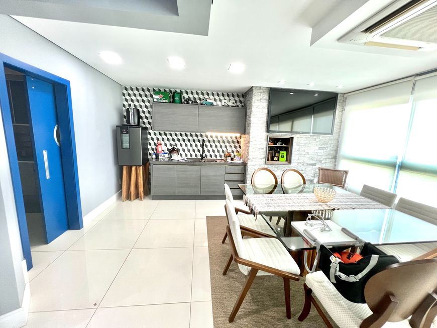 Foto 1 de Apartamento com 3 Quartos à venda, 225m² em Quilombo, Cuiabá