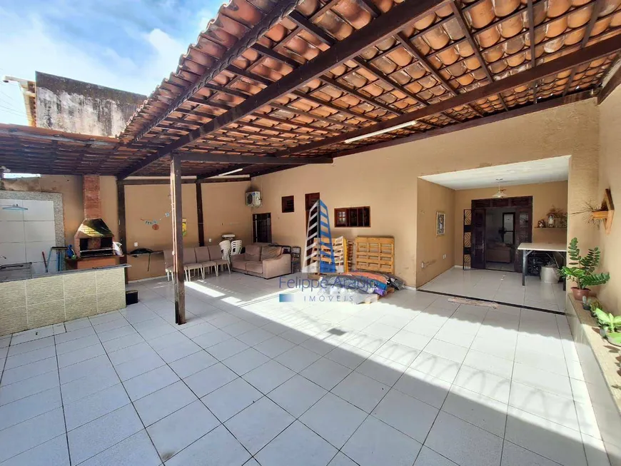 Foto 1 de Casa com 3 Quartos à venda, 156m² em Maraponga, Fortaleza