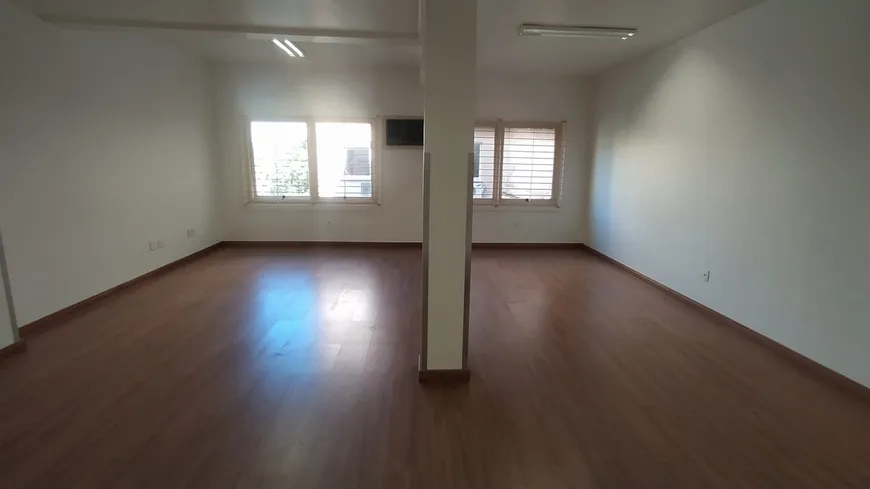 Foto 1 de para venda ou aluguel, 55m² em Rio Branco, Porto Alegre
