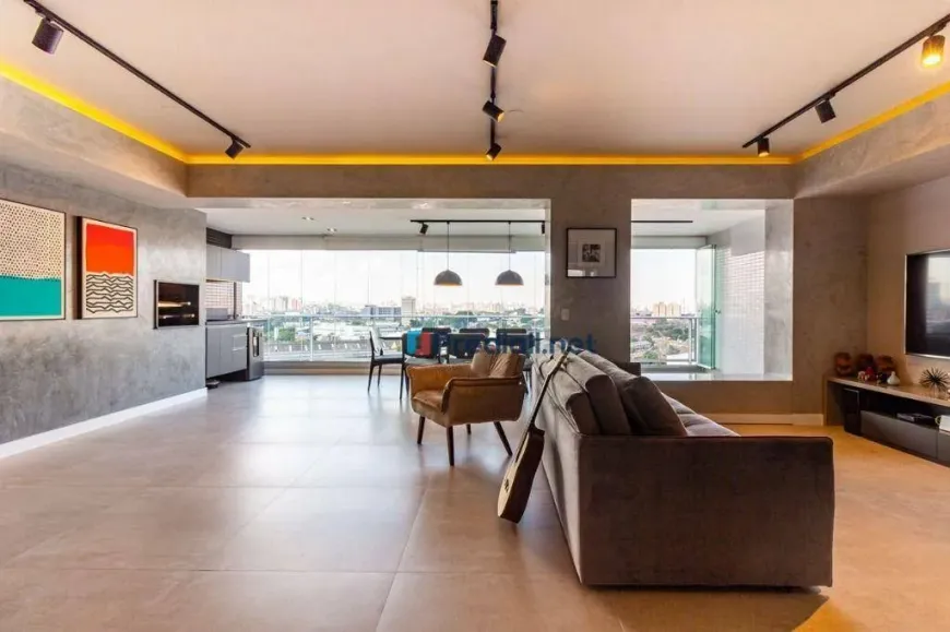 Foto 1 de Apartamento com 3 Quartos à venda, 132m² em Vila Anastácio, São Paulo