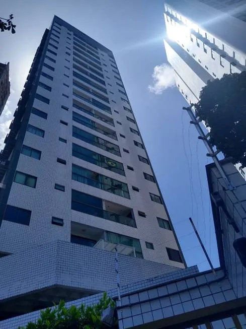 Foto 1 de Apartamento com 3 Quartos à venda, 84m² em Poço, Recife