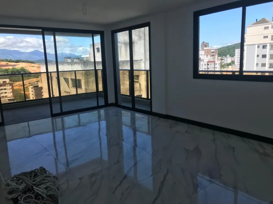 Foto 1 de Apartamento com 3 Quartos à venda, 153m² em Pedra Branca, Palhoça