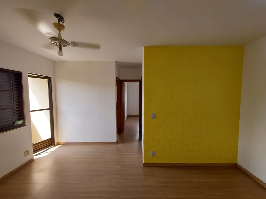Foto 1 de Apartamento com 2 Quartos para alugar, 57m² em Taquara, Rio de Janeiro
