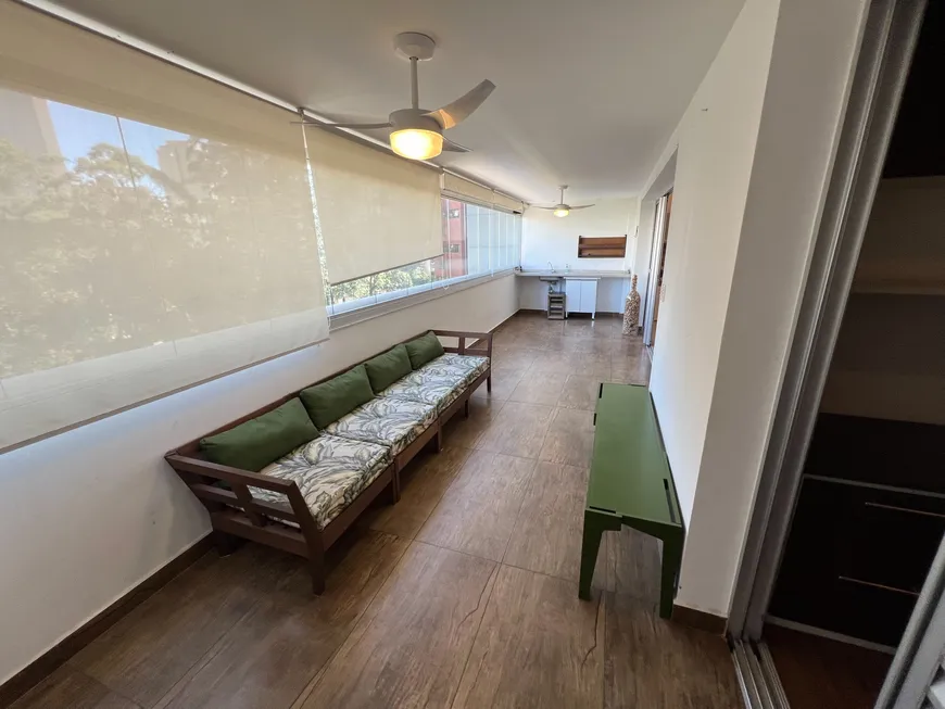 Foto 1 de Apartamento com 3 Quartos à venda, 179m² em Vila Suzana, São Paulo