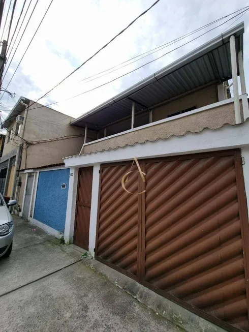 Foto 1 de Casa com 4 Quartos à venda, 200m² em Luz, Nova Iguaçu