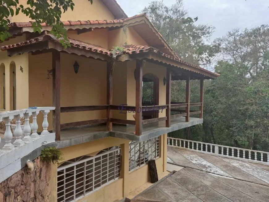 Foto 1 de Casa com 3 Quartos à venda, 330m² em Caraguata, Mairiporã
