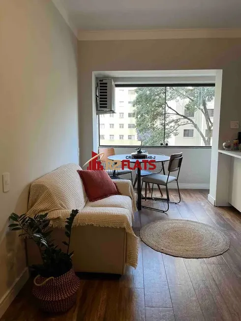 Foto 1 de Flat com 1 Quarto à venda, 52m² em Moema, São Paulo