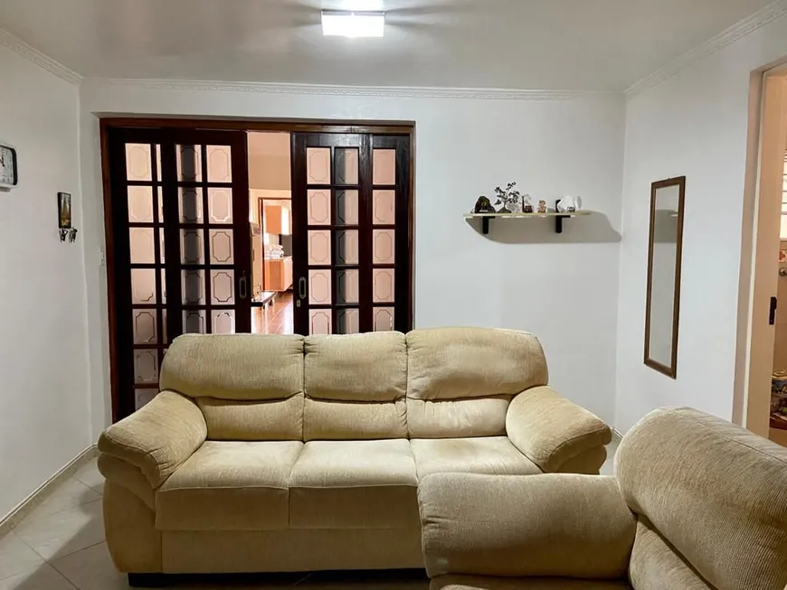 Foto 1 de Sobrado com 4 Quartos à venda, 165m² em Vila Osasco, Osasco