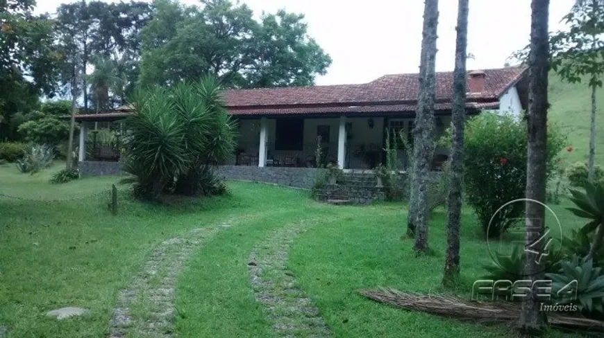 Foto 1 de Fazenda/Sítio com 4 Quartos à venda, 500m² em Engenheiro Passos, Resende