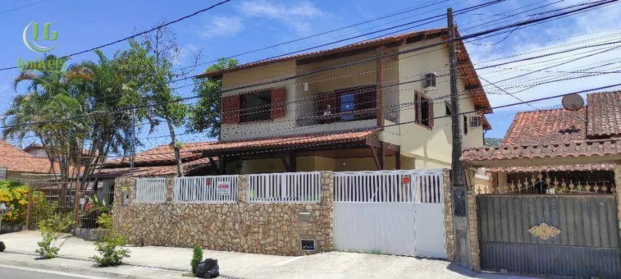 Foto 1 de Casa com 4 Quartos à venda, 290m² em Piratininga, Niterói