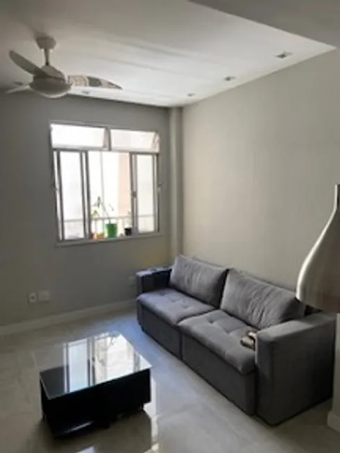 Foto 1 de Apartamento com 1 Quarto para alugar, 47m² em Copacabana, Rio de Janeiro