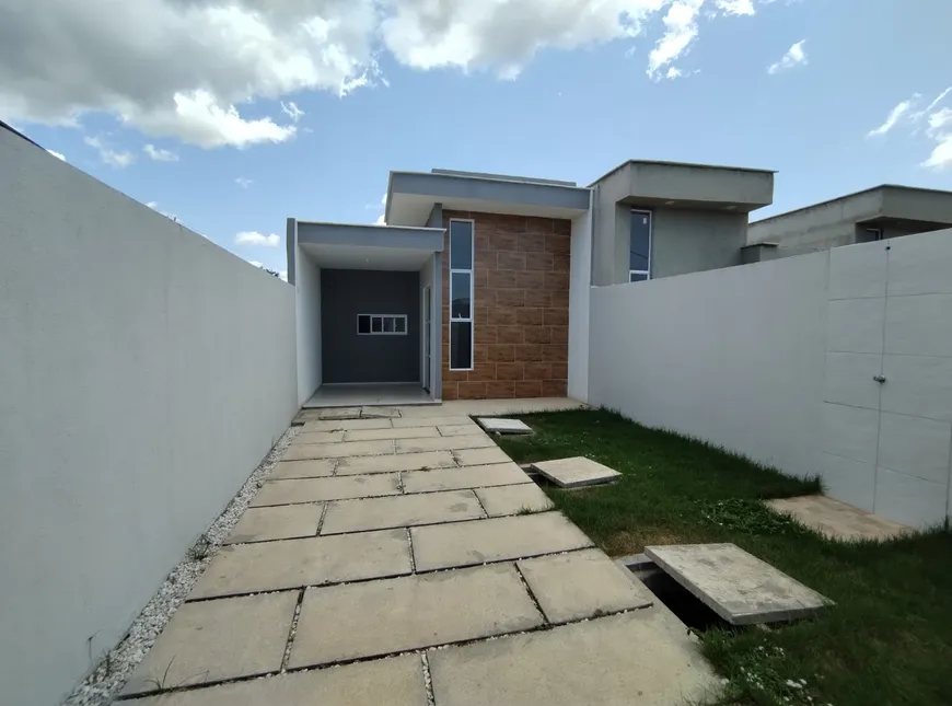 Foto 1 de Casa com 3 Quartos à venda, 90m² em Ancuri, Fortaleza